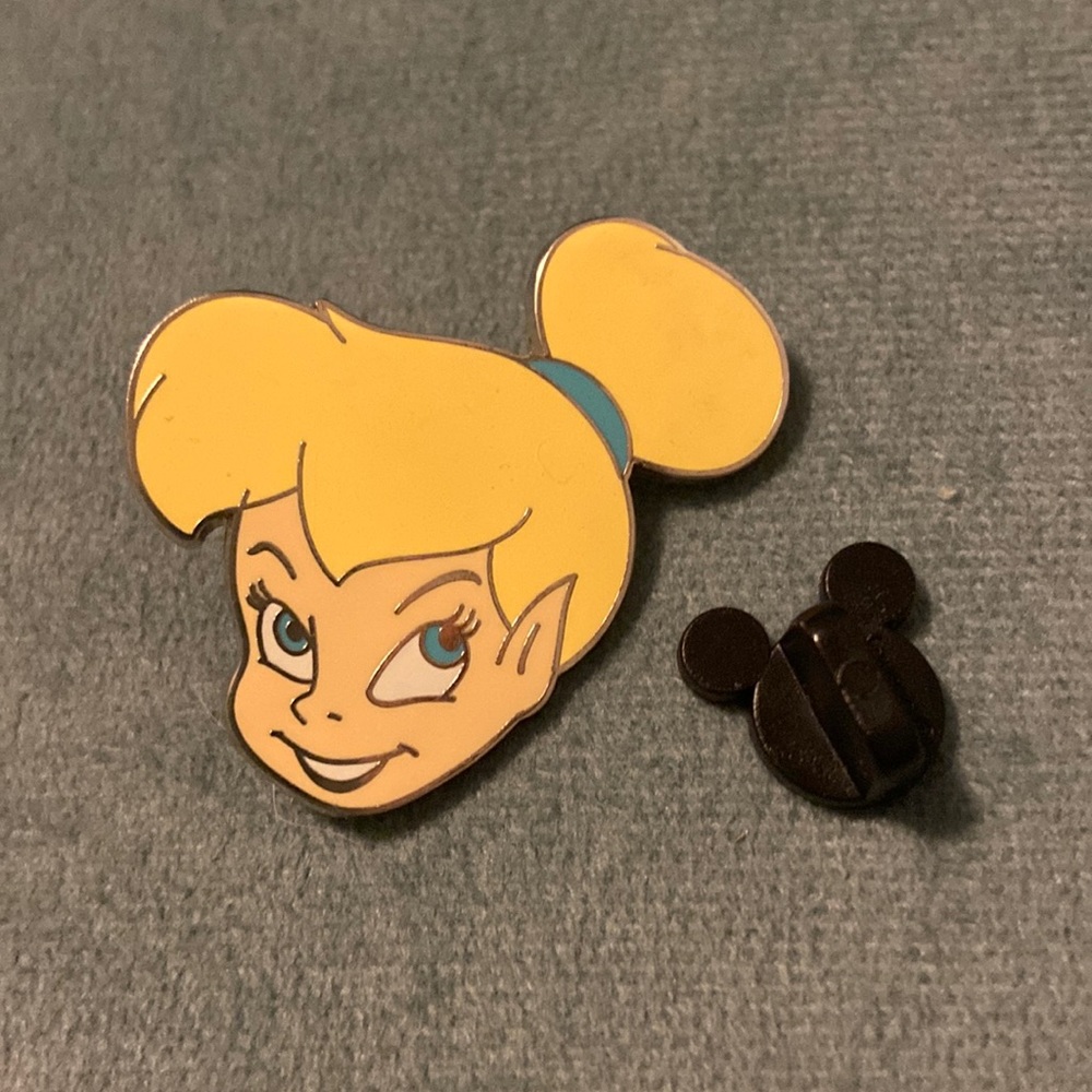 Tinkerbell Face Disney Pin - Picture 1 of 2